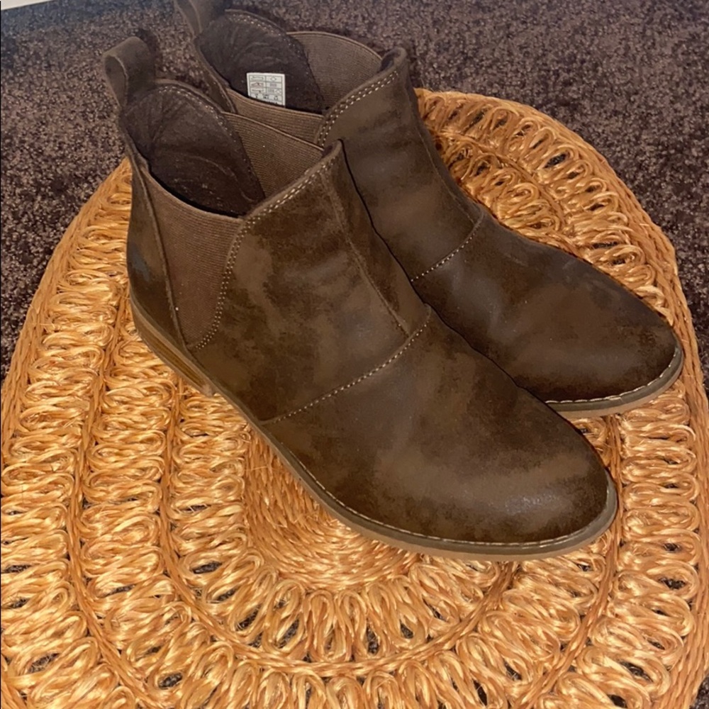 Rocket dog brown boots